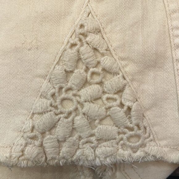 NWT Altar’d State White Shorts size 0 - Picture 3 of 5